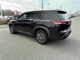 Used 2022 Nissan Pathfinder S image 3