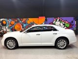 Used 2014 Chrysler 300 C image 2