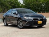 Used 2015 Toyota Camry SE image 2