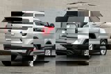 Used 2018 Ford Explorer XLT image 2