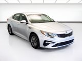 Used 2019 Kia Optima LX image 3