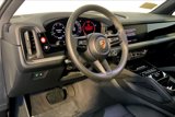 Used 2024 Porsche Cayenne image 4