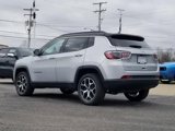 New 2025 Jeep Compass Limited image 3