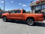 Used 2017 Toyota Tacoma TRD Sport image 5