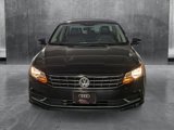Used 2019 Volkswagen Passat 2.0T Wolfsburg image 2