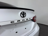 Used 2019 Toyota Camry SE image 3