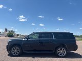 Used 2019 GMC Yukon XL SLT image 2