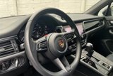 Certified 2023 Porsche Macan image 4
