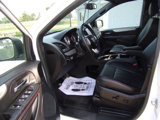 Used 2017 Dodge Grand Caravan GT image 2