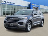 Used 2021 Ford Explorer XLT image 2