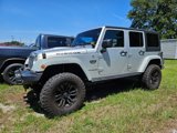 Used 2012 Jeep Wrangler Unlimited Rubicon image 3
