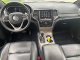 Used 2017 Jeep Grand Cherokee Limited image 2