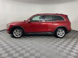 Used 2022 Mercedes-Benz GLB 250 4MATIC image 2