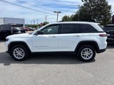 Certified 2023 Jeep Grand Cherokee Laredo w/ Luxury Tech Group I image 6