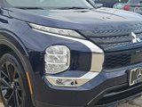Used 2023 Mitsubishi Outlander SE Black Edition image 3