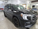 Used 2024 GMC Terrain AT4 image 3