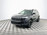 Used 2016 Jeep Cherokee Latitude w/ Comfort/Convenience Group image 3