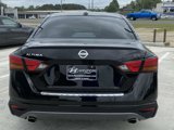 Used 2021 Nissan Altima 2.5 SR w/ SR Premium Package image 3