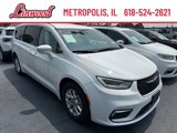 Used 2021 Chrysler Pacifica Touring-L w/ Premium & Safety Sphere Group image 5