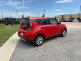 Used 2023 Kia Soul LX w/ LX Technology Package image 5