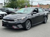 Used 2023 Kia Forte GT-Line w/ GT-Line Premium Package image 2