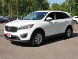 Used 2017 Kia Sorento LX w/ LX Convenience Package image 3