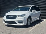 Used 2022 Chrysler Pacifica Touring-L image 2
