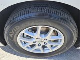 Used 2023 Chrysler Pacifica Touring-L image 3