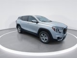 Used 2022 GMC Terrain SLE image 2