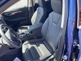 Used 2023 Buick Envision Essence image 3