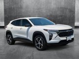 Used 2024 Chevrolet Trax RS image 3