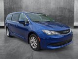 Used 2021 Chrysler Voyager LX image 3