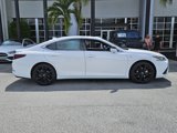 Used 2023 Lexus ES 350 F Sport image 3