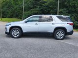 Used 2022 Chevrolet Traverse LS image 3