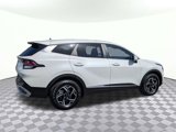 Used 2024 Kia Sportage LX image 3
