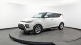 Used 2020 Kia Soul S image 2