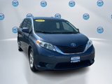 Used 2015 Toyota Sienna LE image 3