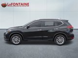 Used 2020 Nissan Rogue SV image 2
