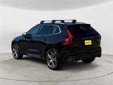 Used 2018 Volvo XC60 T6 Momentum w/ Convenience Package image 3