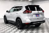 Used 2018 Nissan Rogue SV w/ Premium Package image 2