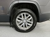 Used 2017 GMC Acadia SLE w/ Driver Alert Package I image 5