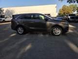 Used 2019 Kia Sorento LX image 4