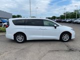 Used 2023 Chrysler Pacifica Touring-L image 2