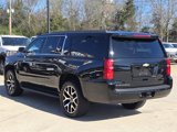 Used 2019 Chevrolet Suburban LT image 4