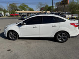 Used 2014 Ford Focus SE w/ SE Sport Package image 4
