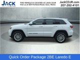 Used 2021 Jeep Grand Cherokee Laredo image 2