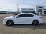 Used 2020 Toyota Camry SE image 2