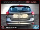 Used 2017 Ford Focus SE image 4