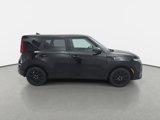 Used 2022 Kia Soul LX image 4
