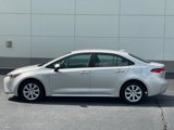 Used 2022 Toyota Corolla LE image 2